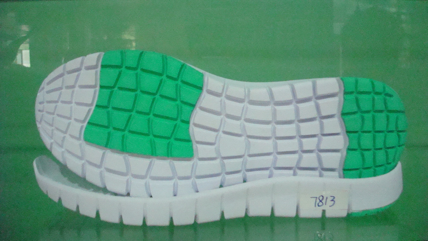 Model 7813